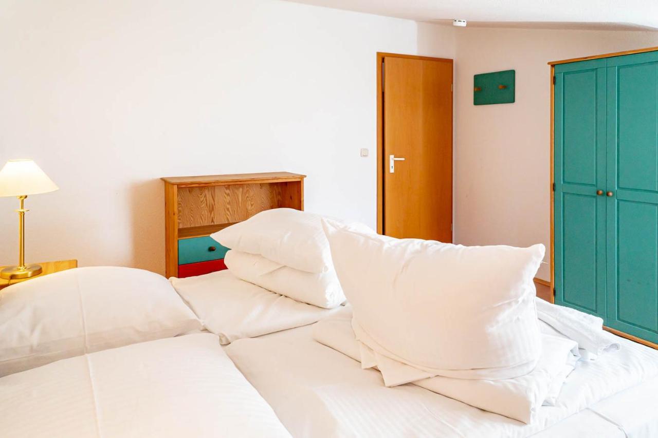 Apartmenthaus Chrischanshof Росток Экстерьер фото