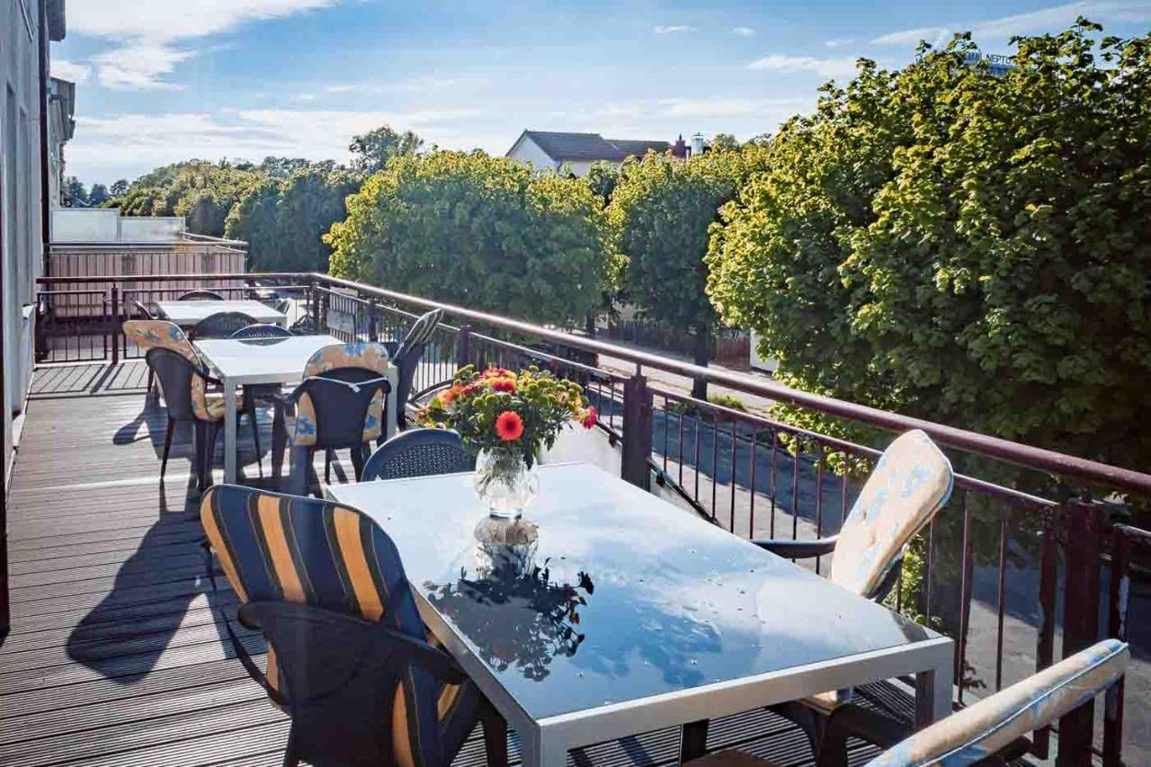 Apartmenthaus Chrischanshof Росток Экстерьер фото